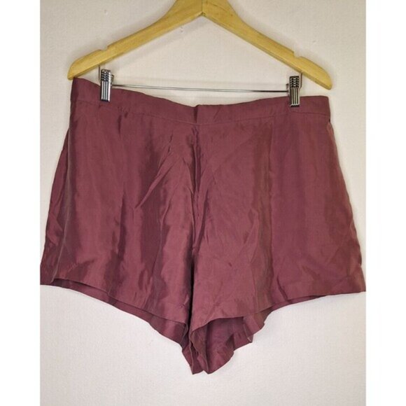 NWT ATHLETA Calm Cool Shorts Rose Women's Sz XL Yoga Gym Wear Workout Athleisure - Picture 2 of 7